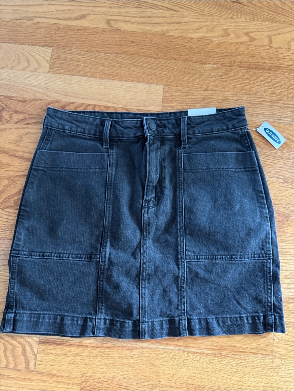 Old Navy Black Denim Mini Skirt with Front Patch Pockets New With Tags